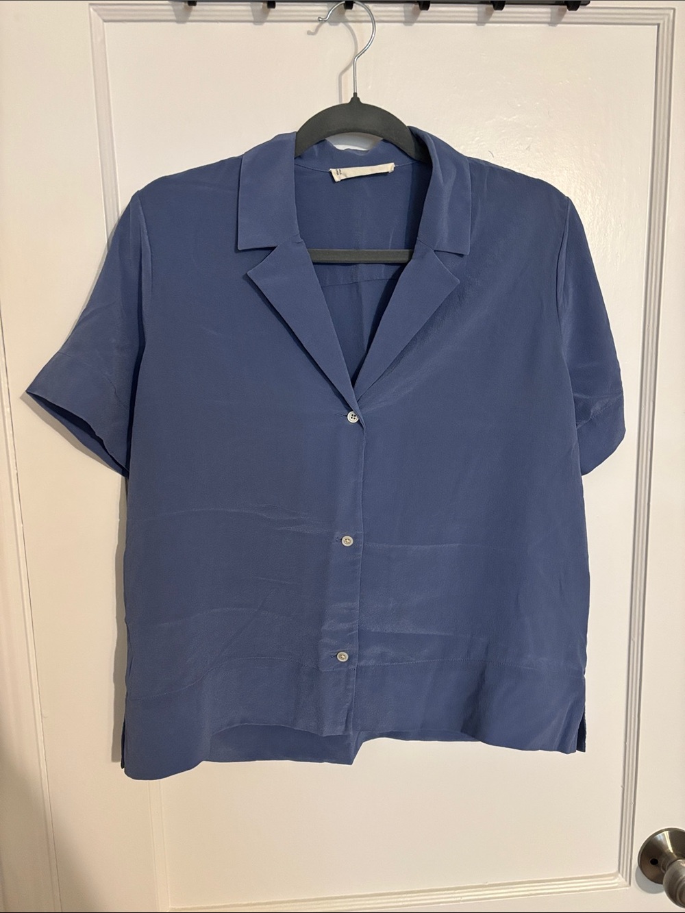Everlane Short Button-Up Shirt in Slate Blue